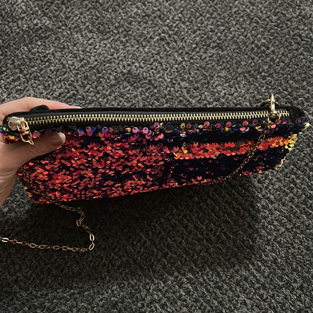 Multicolored Sequin Chainlink Shoulder Purse - image 5